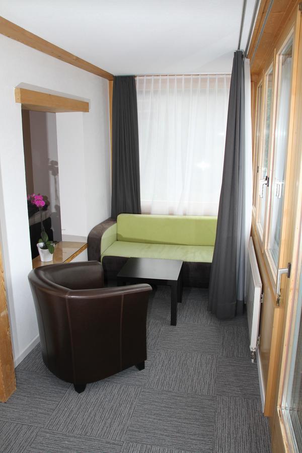 Hotel Sonnenhalde Wiesen होटल Wiesen