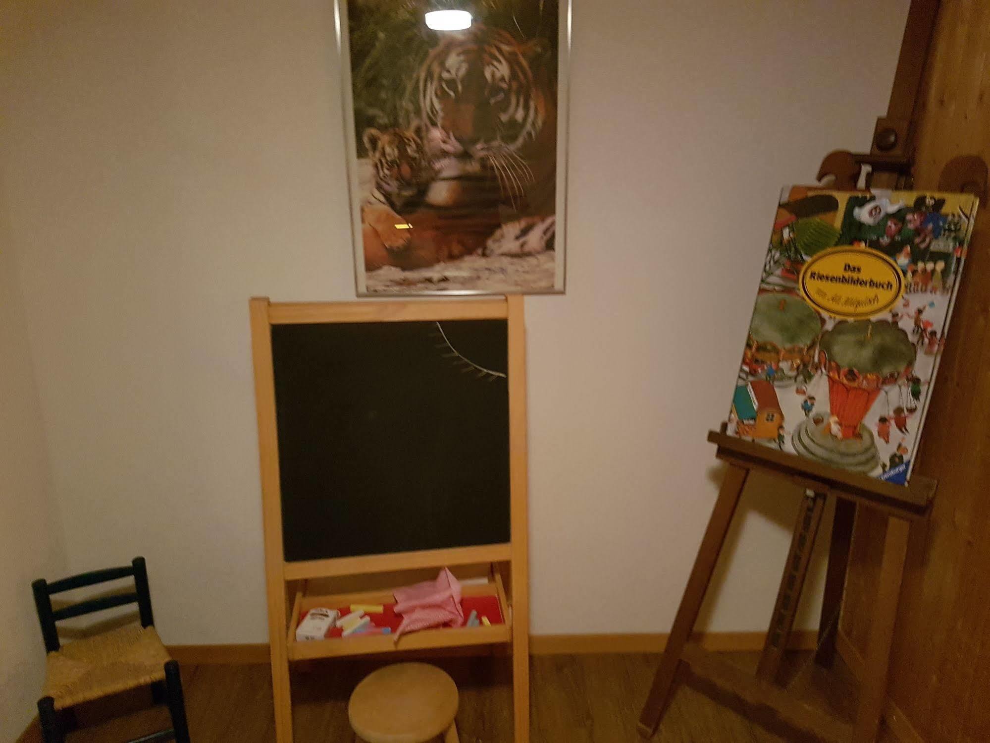 Hotel Sonnenhalde Wiesen होटल